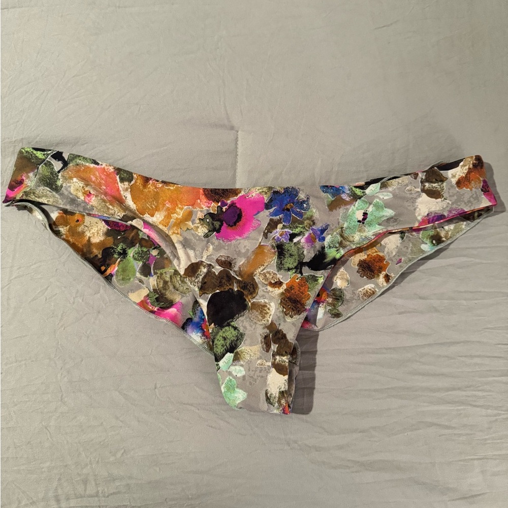 Boys + Arrows Kiki Bottoms in June Bug